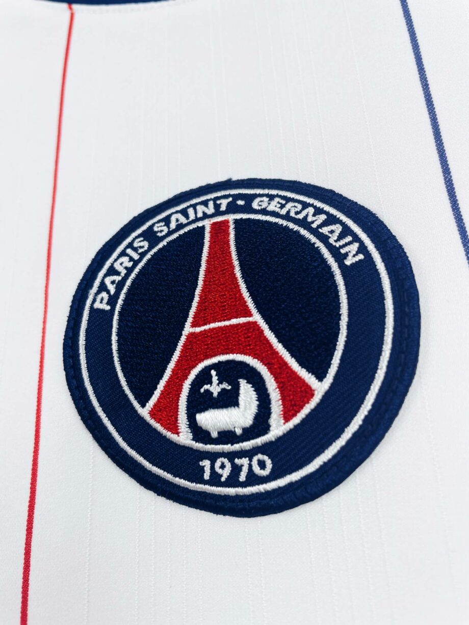 maillot vintage extérieur PSG 2005/2006 floqué Armand #22