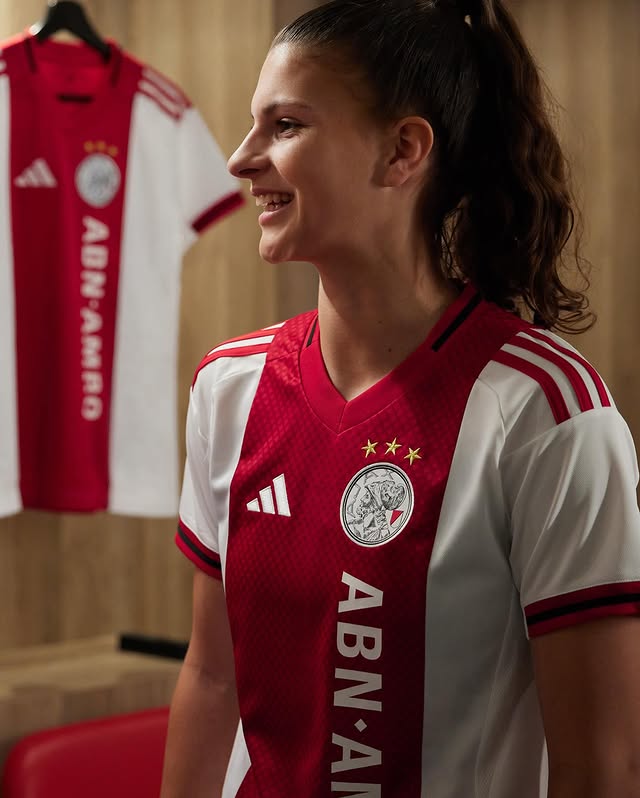 maillot domicile Ajax Amsterdam 2025/2026