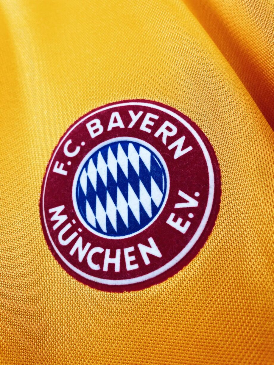 maillot vintage extérieur Bayern Munich 1993/1995