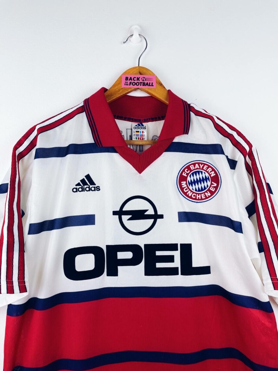 maillot vintage extérieur Bayern Munich 1998/2000 floqué Elber #9