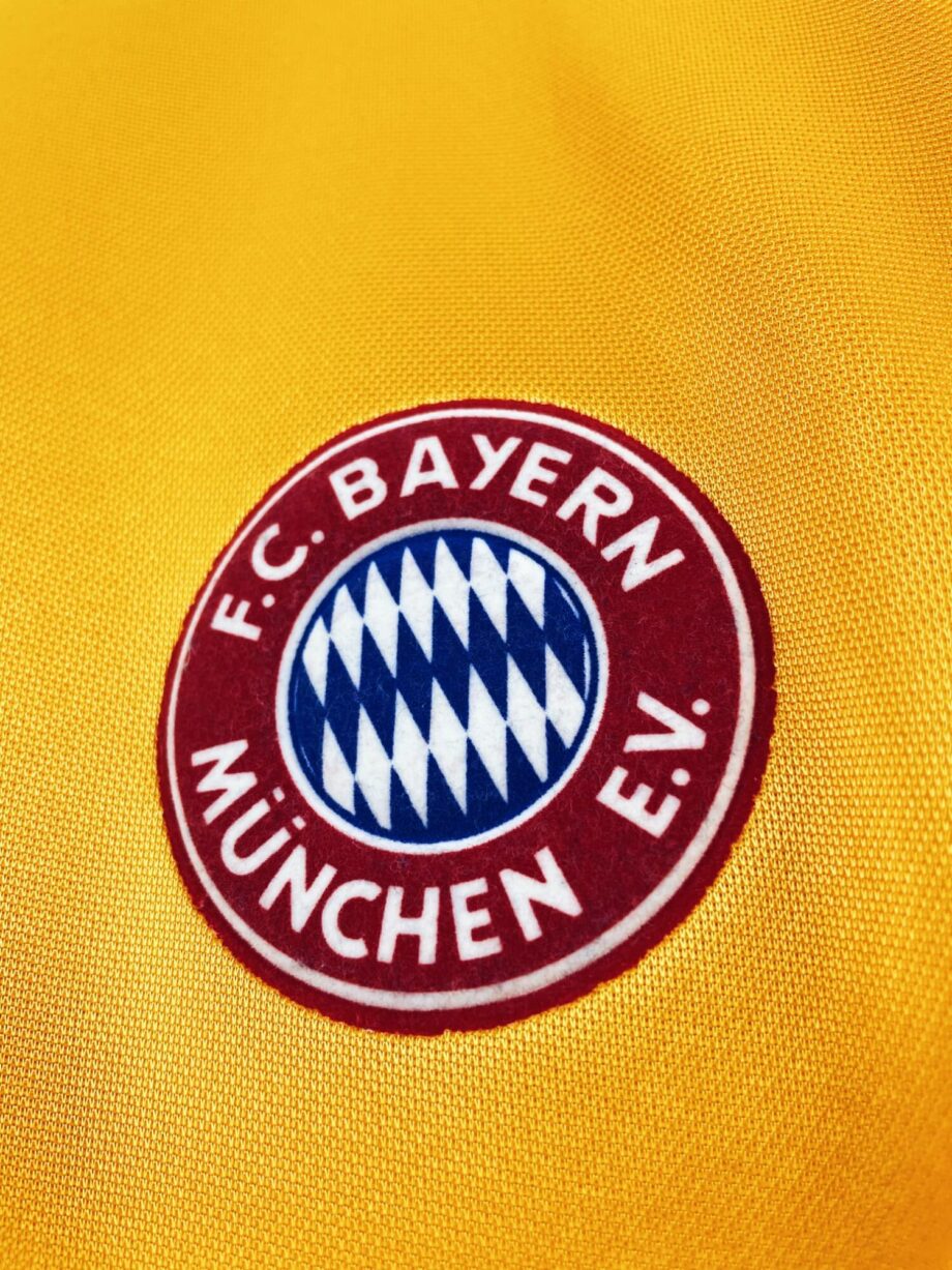 maillot vintage extérieur Bayern Munich 1993/1995