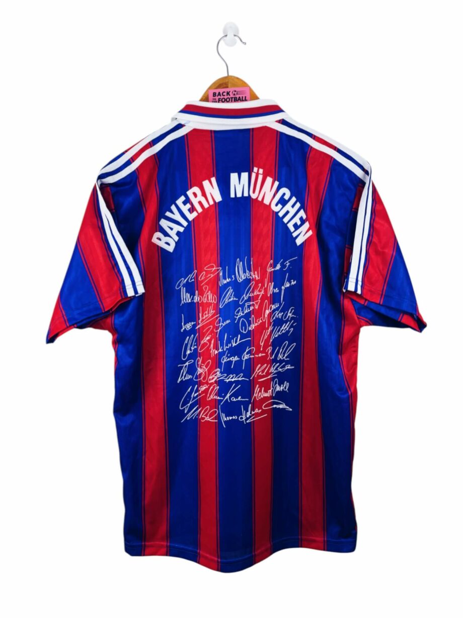 maillot vintage domicile Bayern Munich 1995/1997 signatures