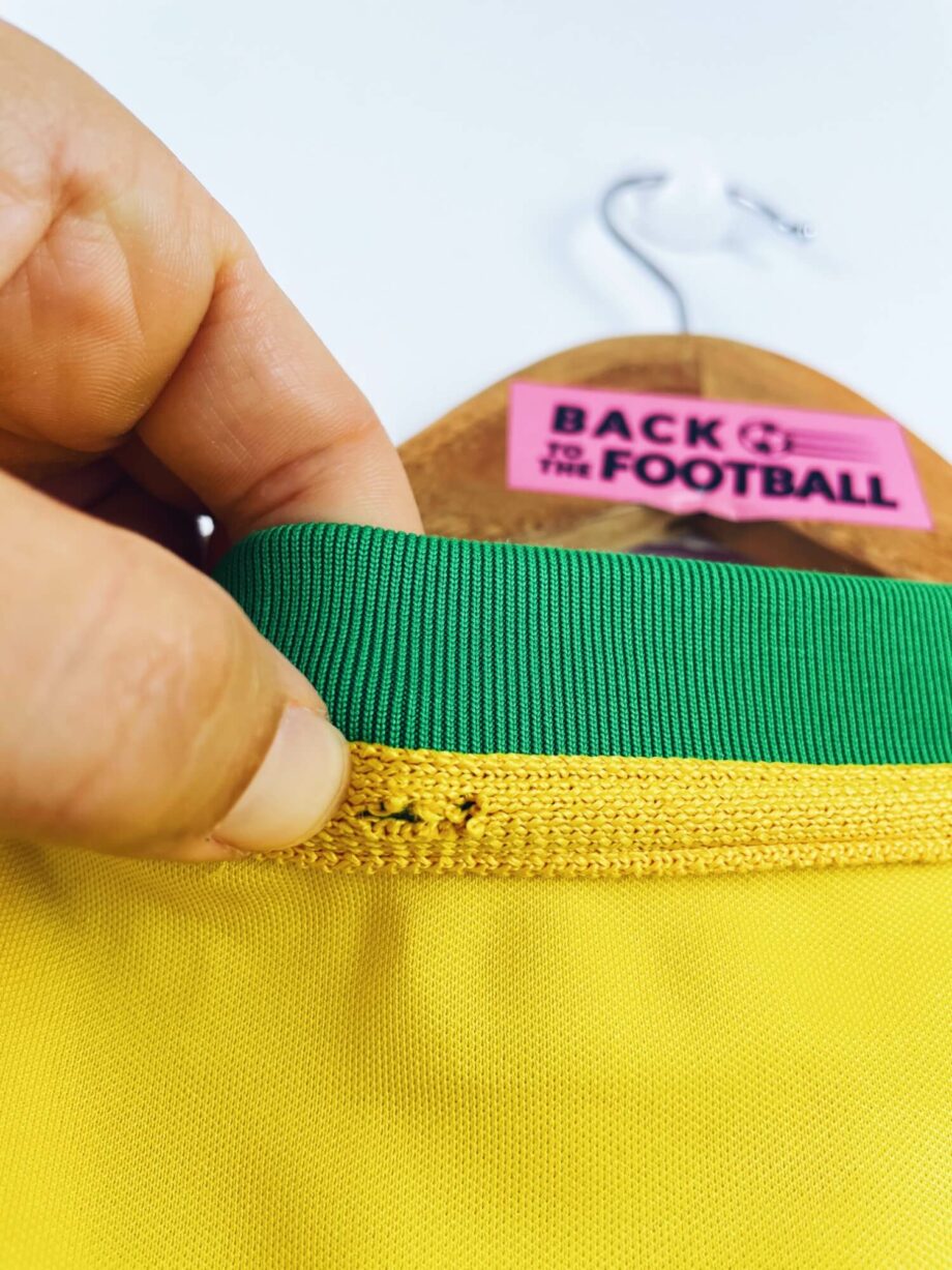 maillot vintage domicile Brésil 2000 floqué Ronaldo #9