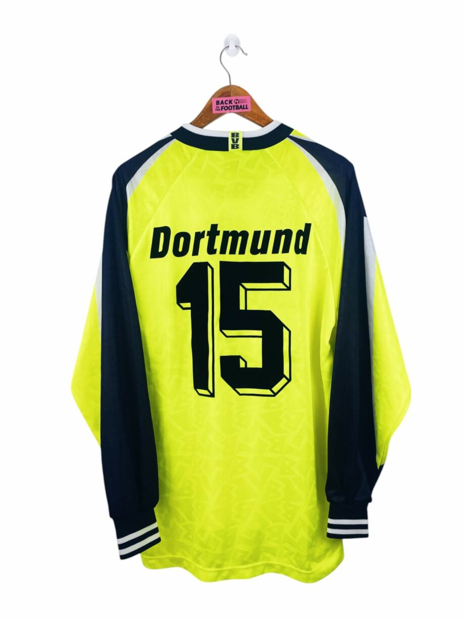 maillot vintage domicile Borussia Dortmund 1995/1996 manches longues préparé pour le numéro 15 (match issue)