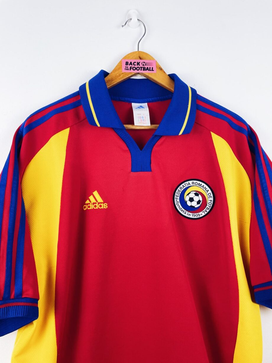 maillot vintage extérieur Roumanie 2000
