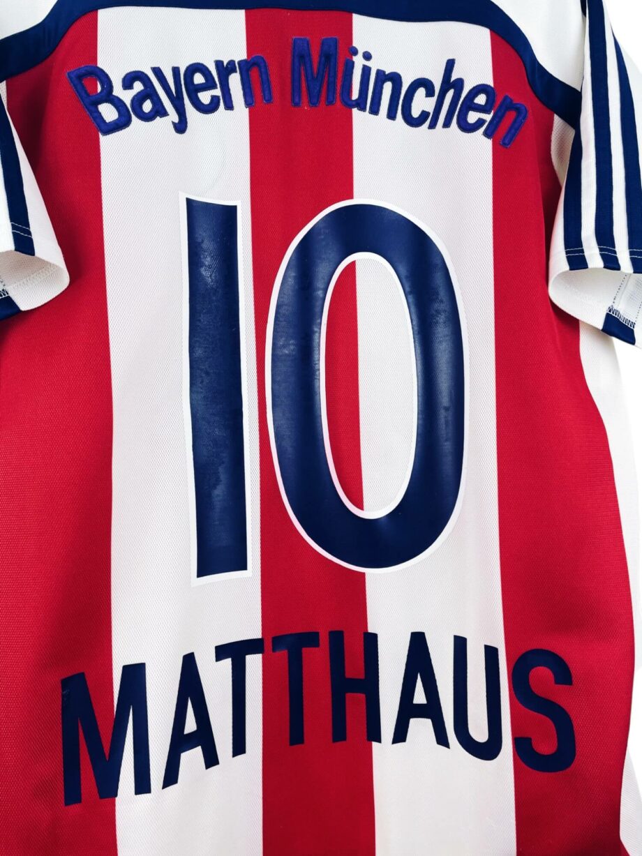 maillot vintage extérieur Bayern Munich 2000/2002 floqué Matthaus #10