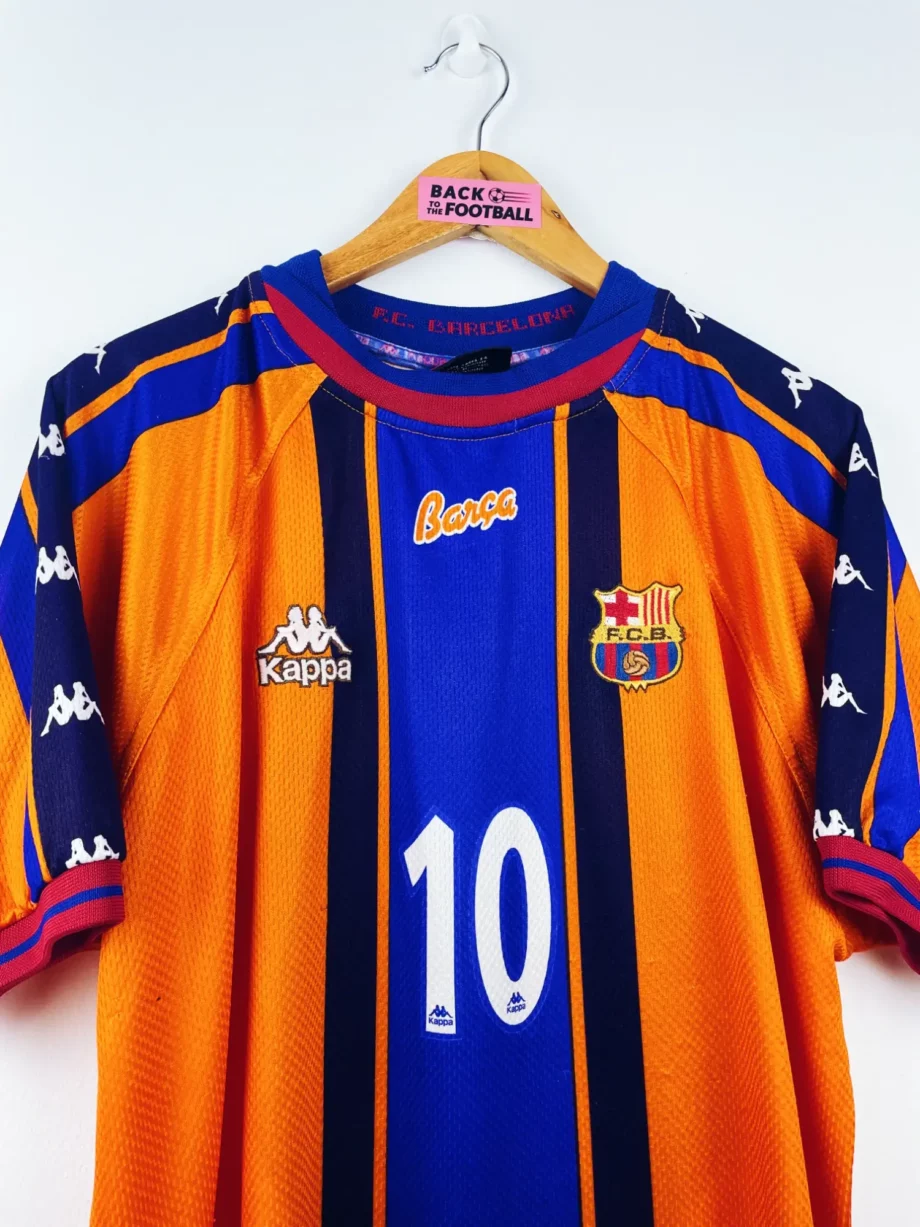 maillot vintage extérieur Barcelone 1997/1998 #10 player issue (stock pro)