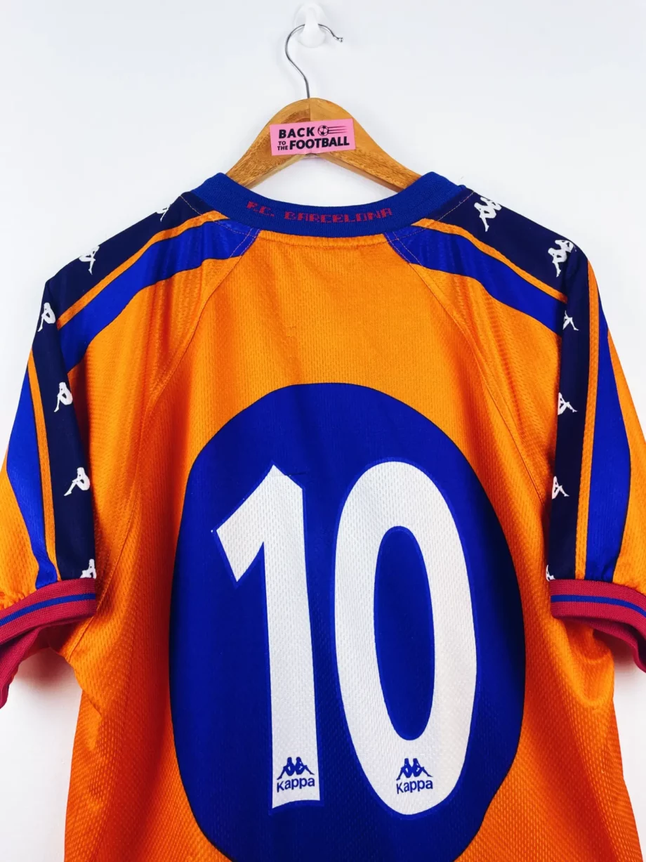 maillot vintage extérieur Barcelone 1997/1998 #10 player issue (stock pro)