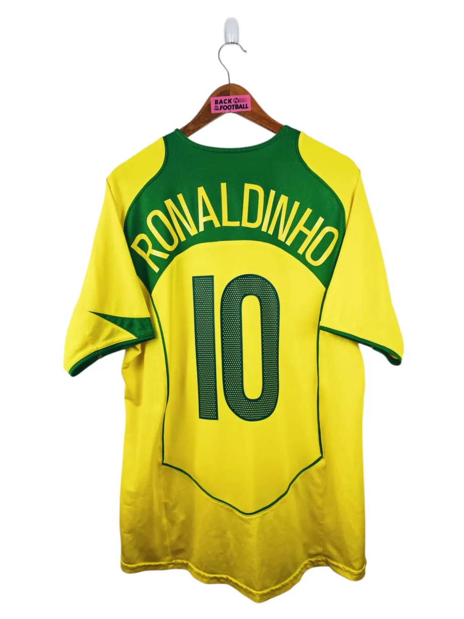 maillot vintage domicile Brésil 2004 floqué Ronaldinho #10