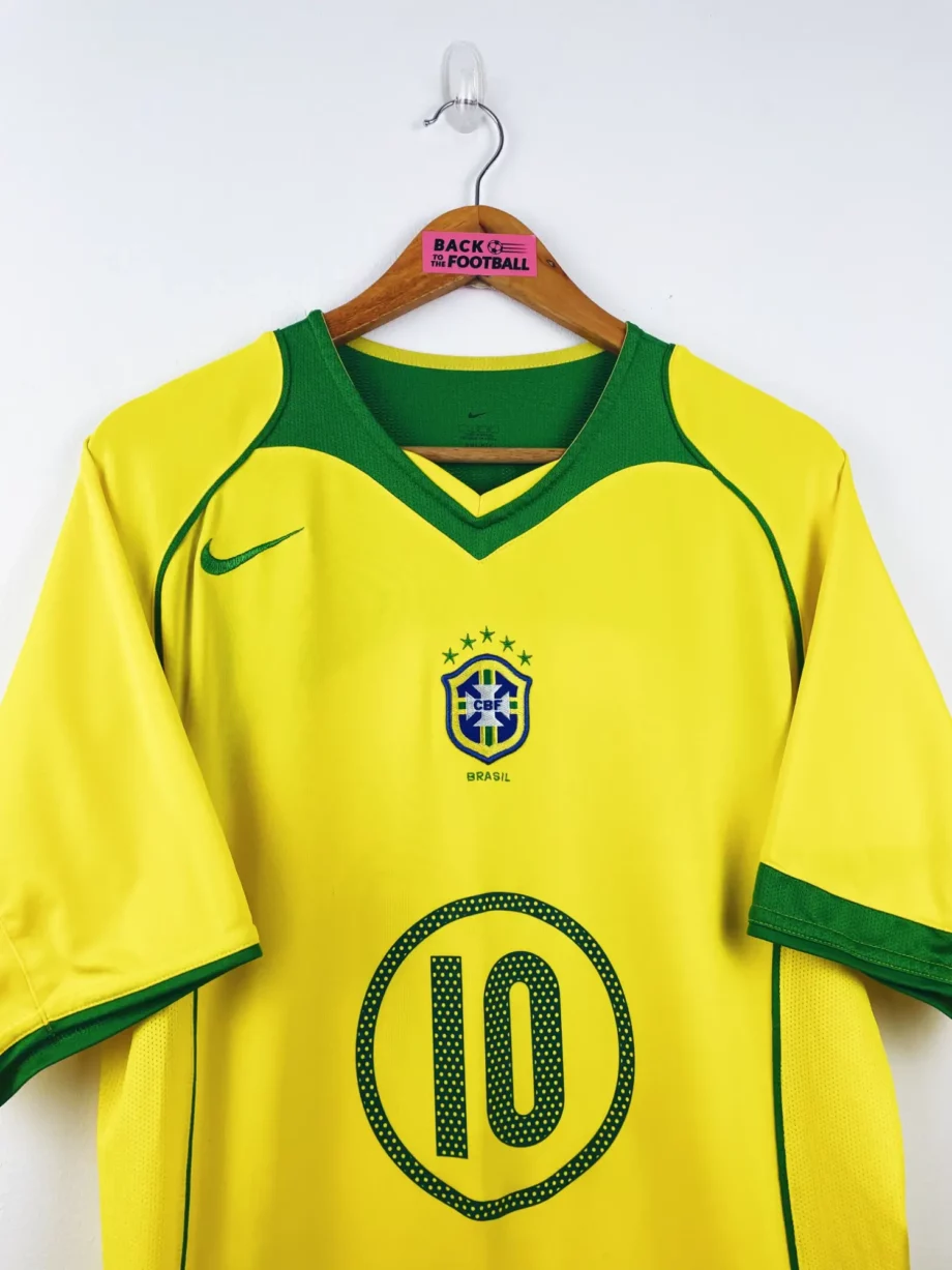 maillot vintage domicile Brésil 2004 floqué Ronaldinho #10