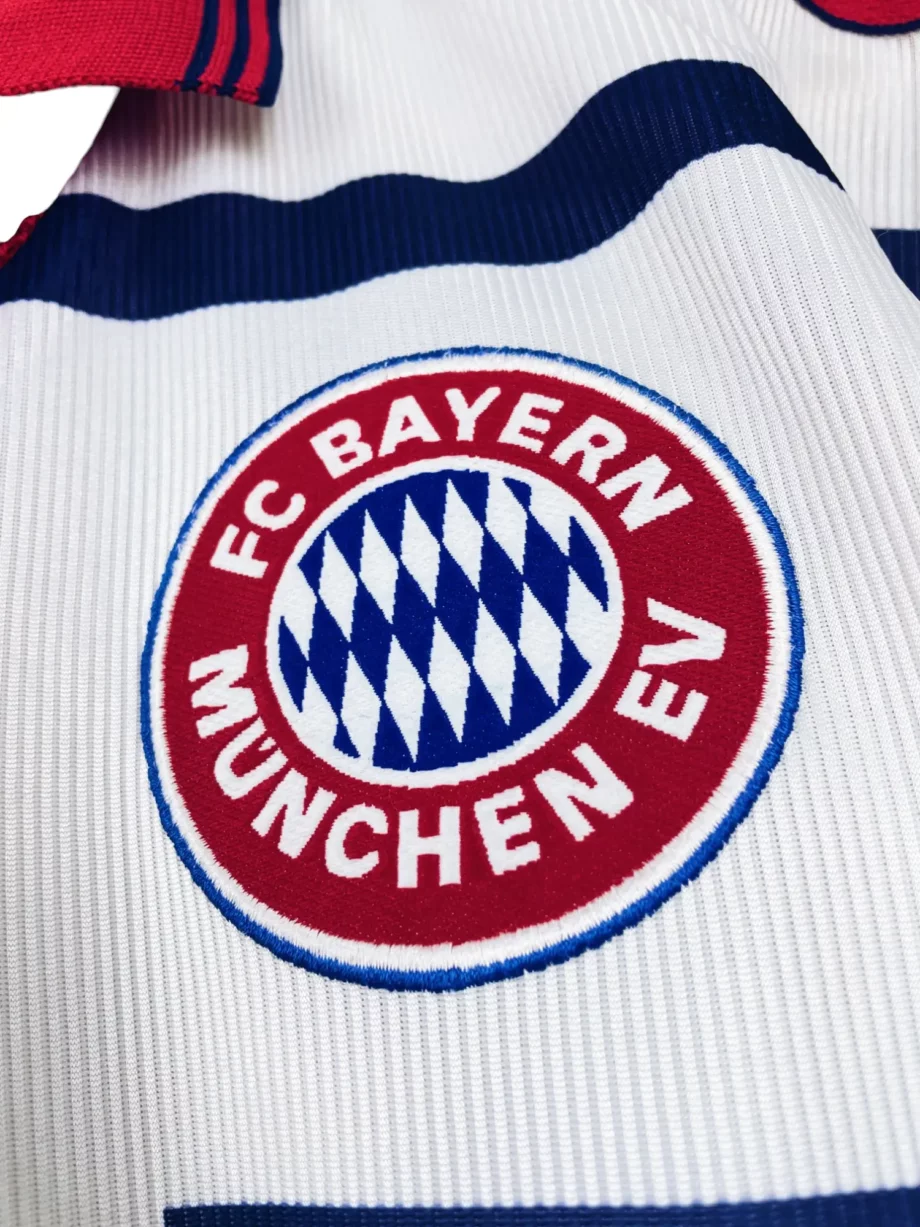 maillot vintage extérieur Bayern Munich 1998/2000