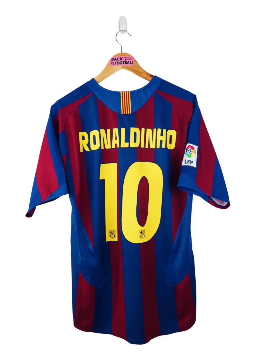 maillot vintage domicile Barcelone 2005/2006 floqué Ronaldinho #10