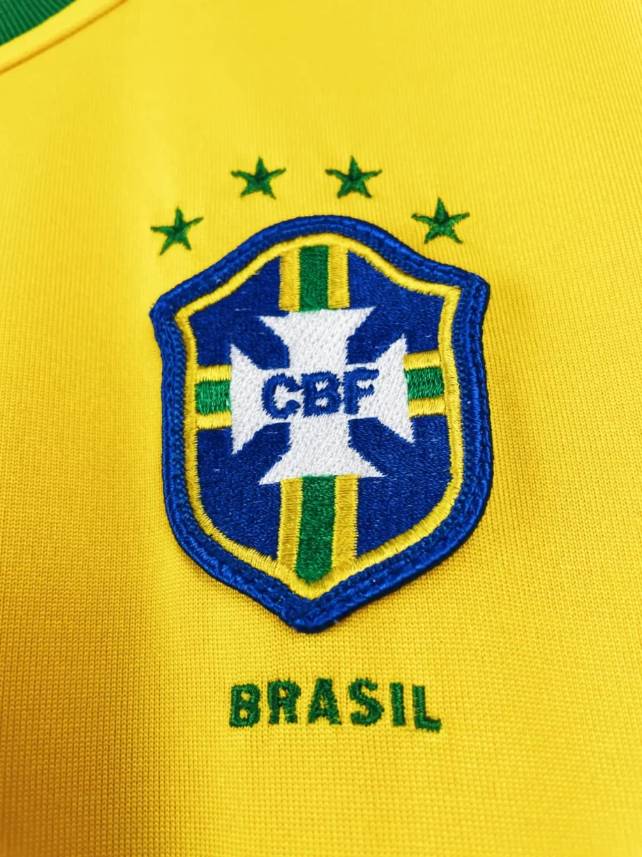 maillot vintage domicile Brésil 2000 floqué Ronaldo #9