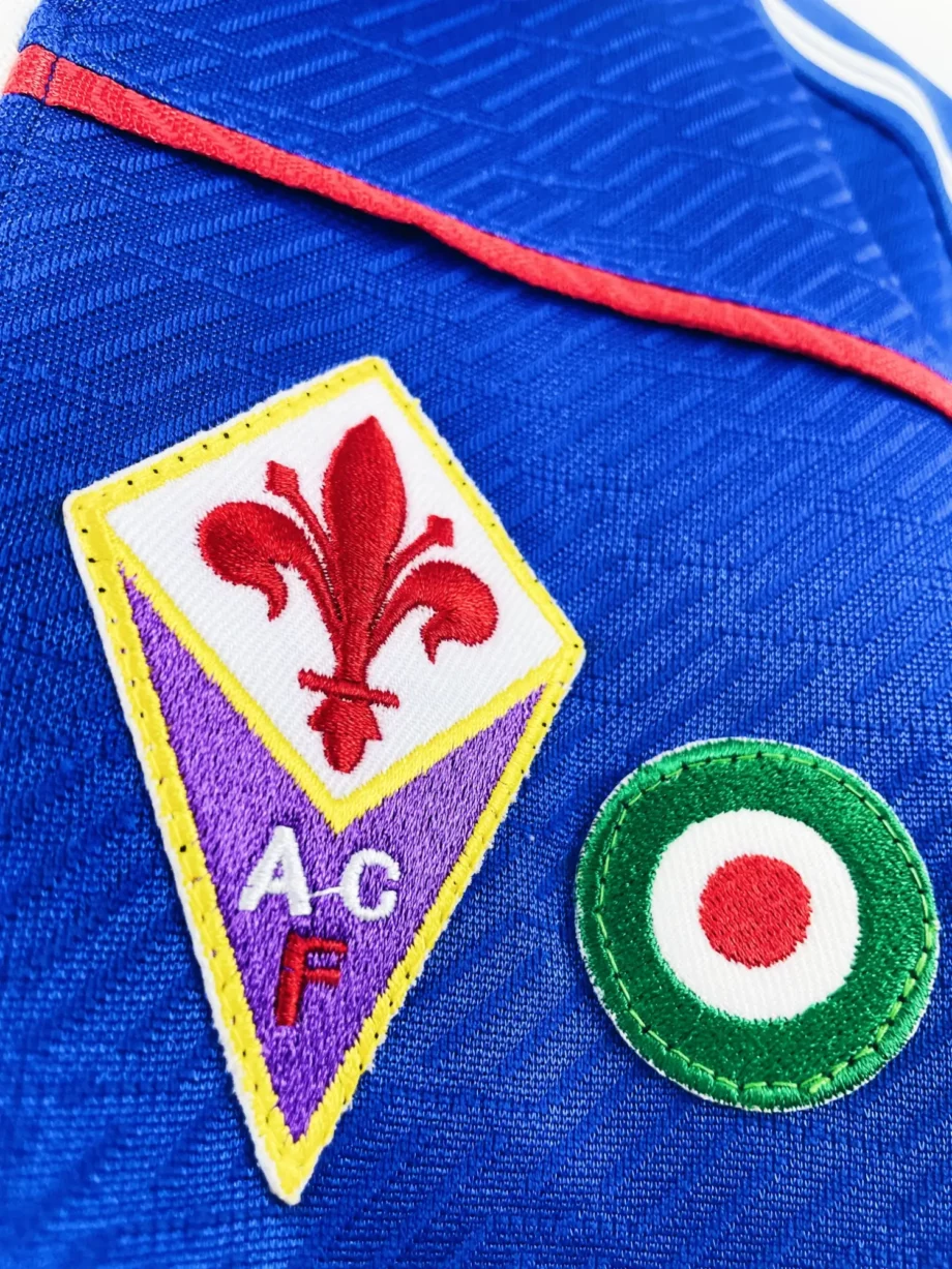 maillot vintage domicile Fiorentina 2001/2002 floqué Adriano #90