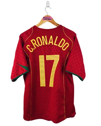 maillot vintage domicile Portugal 2004 floqué C. Ronaldo #17