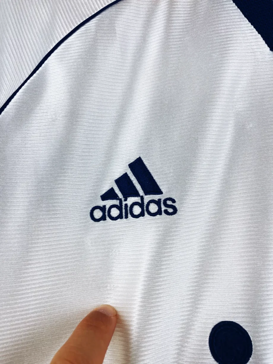 maillot vintage domicile Real Madrid 1999/2000 floqué Morientes #9