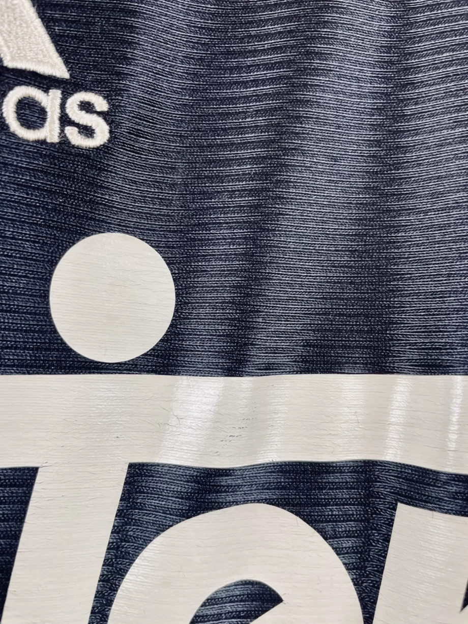 maillot vintage extérieur Real Madrid 1999/2000 floqué Anelka #19