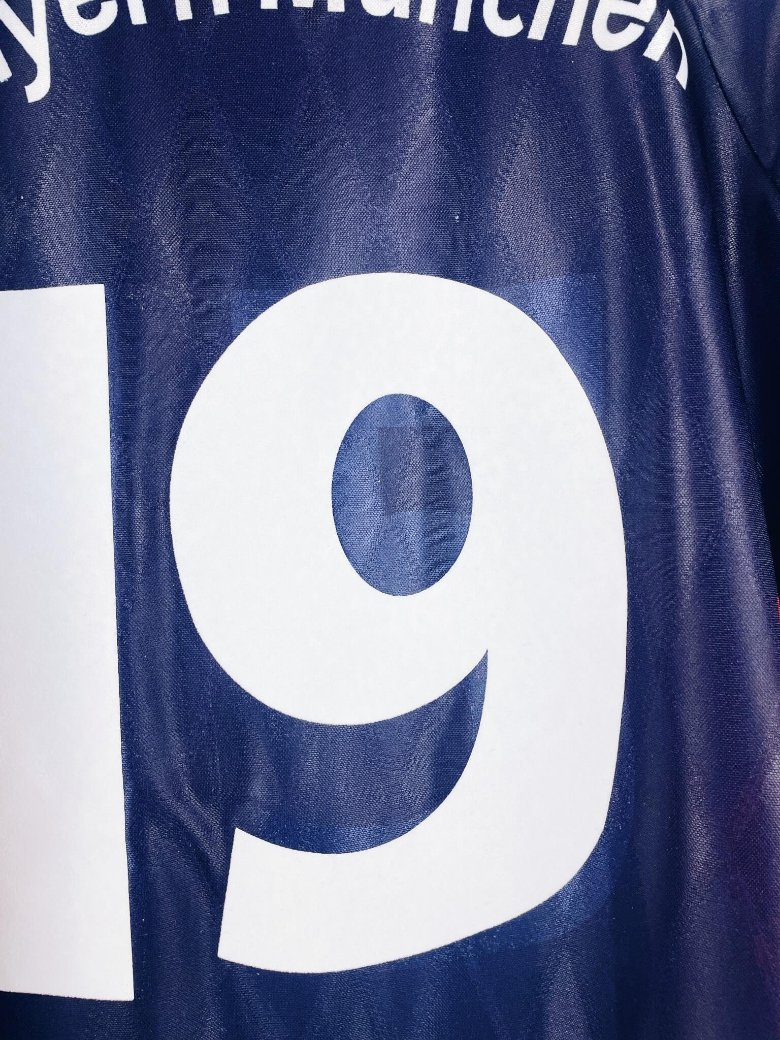 maillot vintage domicile Bayern Munich 1997/1999 floqué Jancker #19