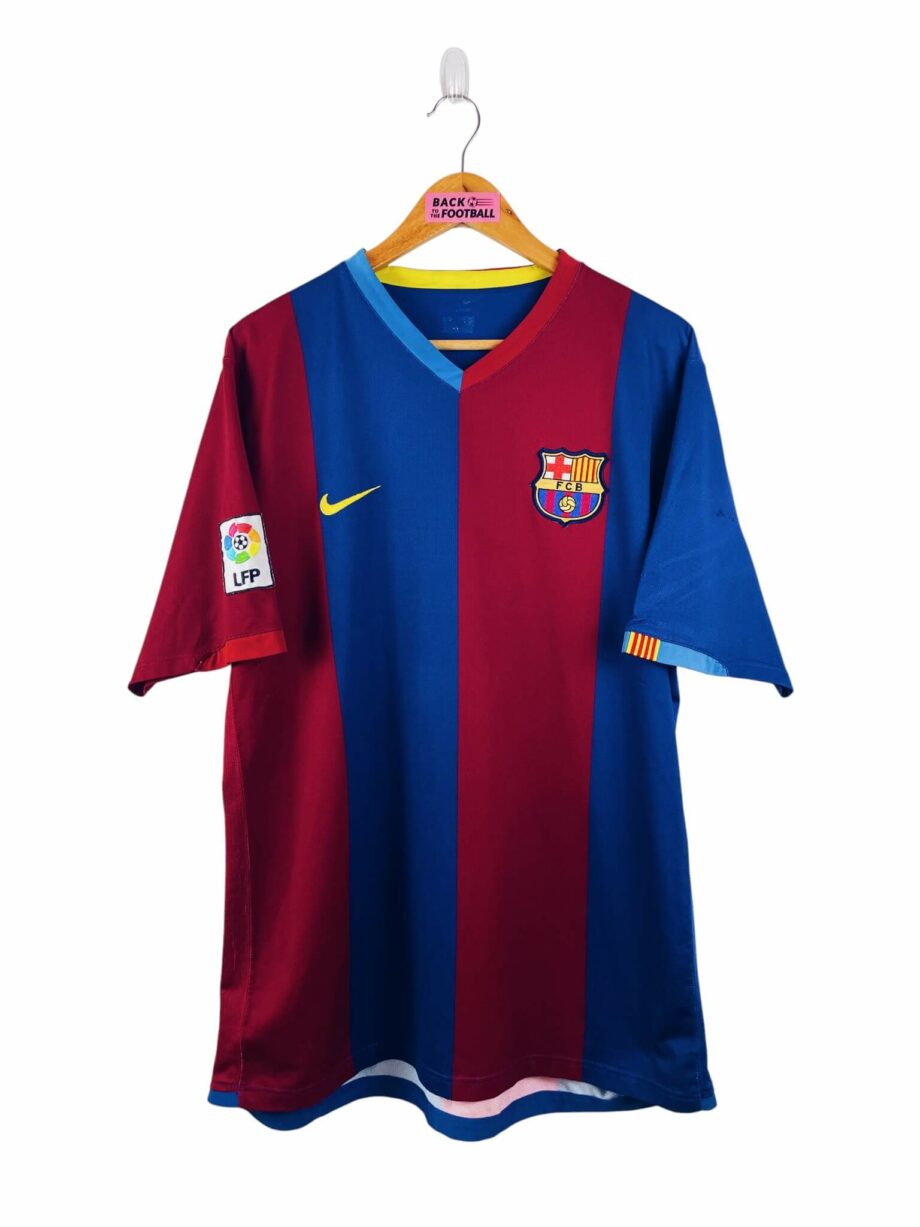 maillot vintage domicile Barcelone 2006/2007 floqué Ronaldinho #10
