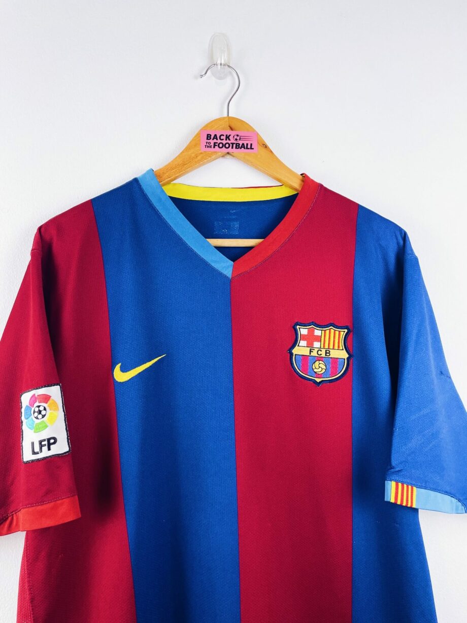 maillot vintage domicile Barcelone 2006/2007 floqué Ronaldinho #10