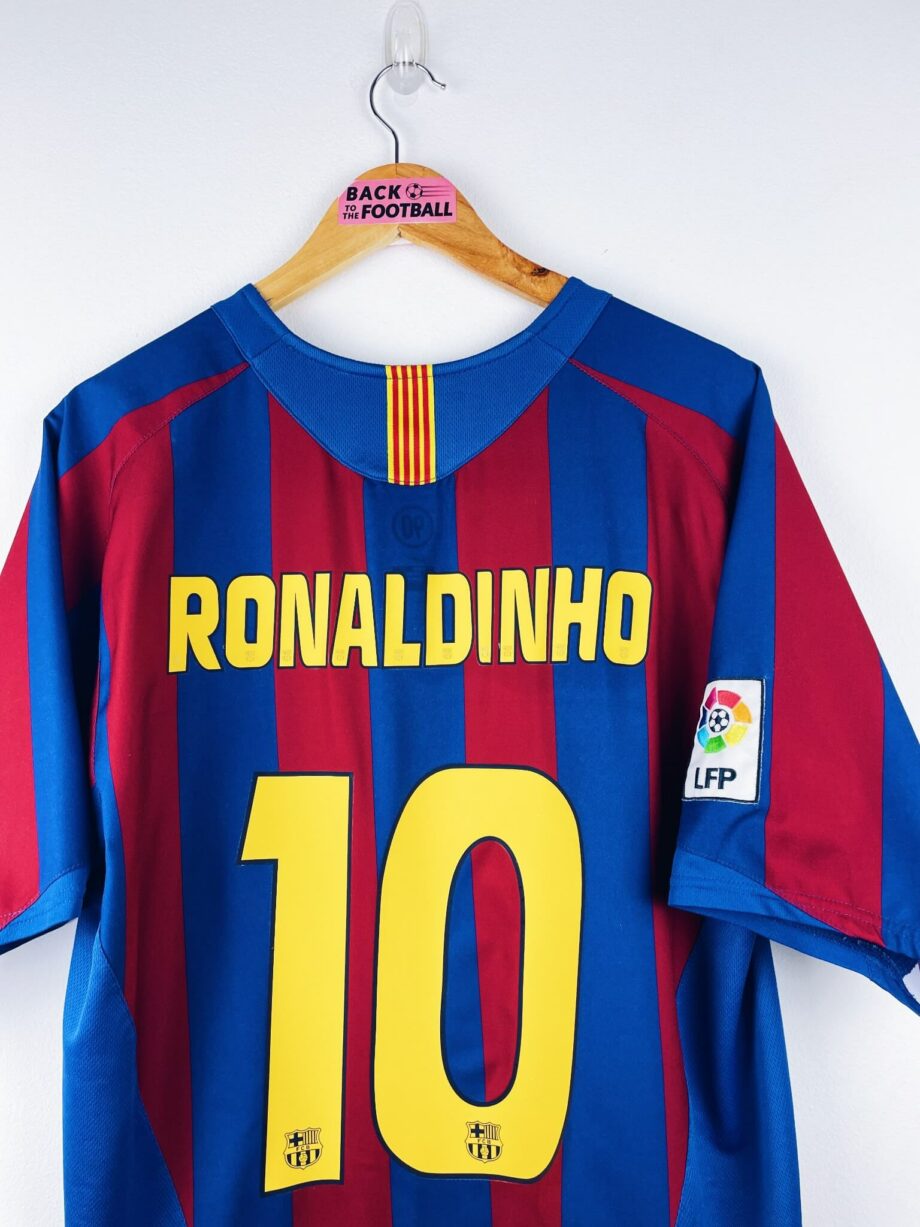 maillot vintage domicile Barcelone 2005/2006 floqué Ronaldinho #10