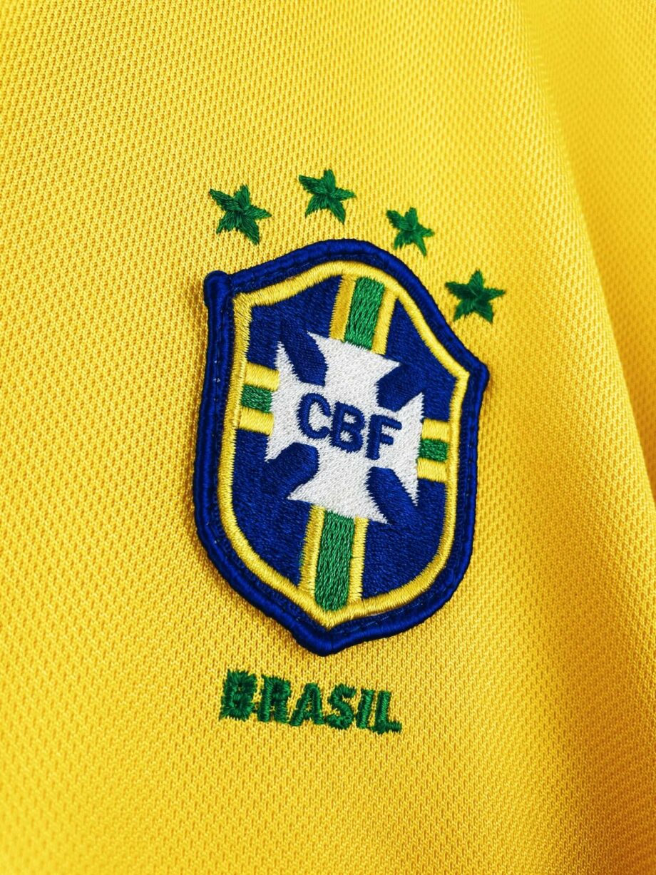 maillot vintage domicile Brésil 1998 floqué Ronaldo #9