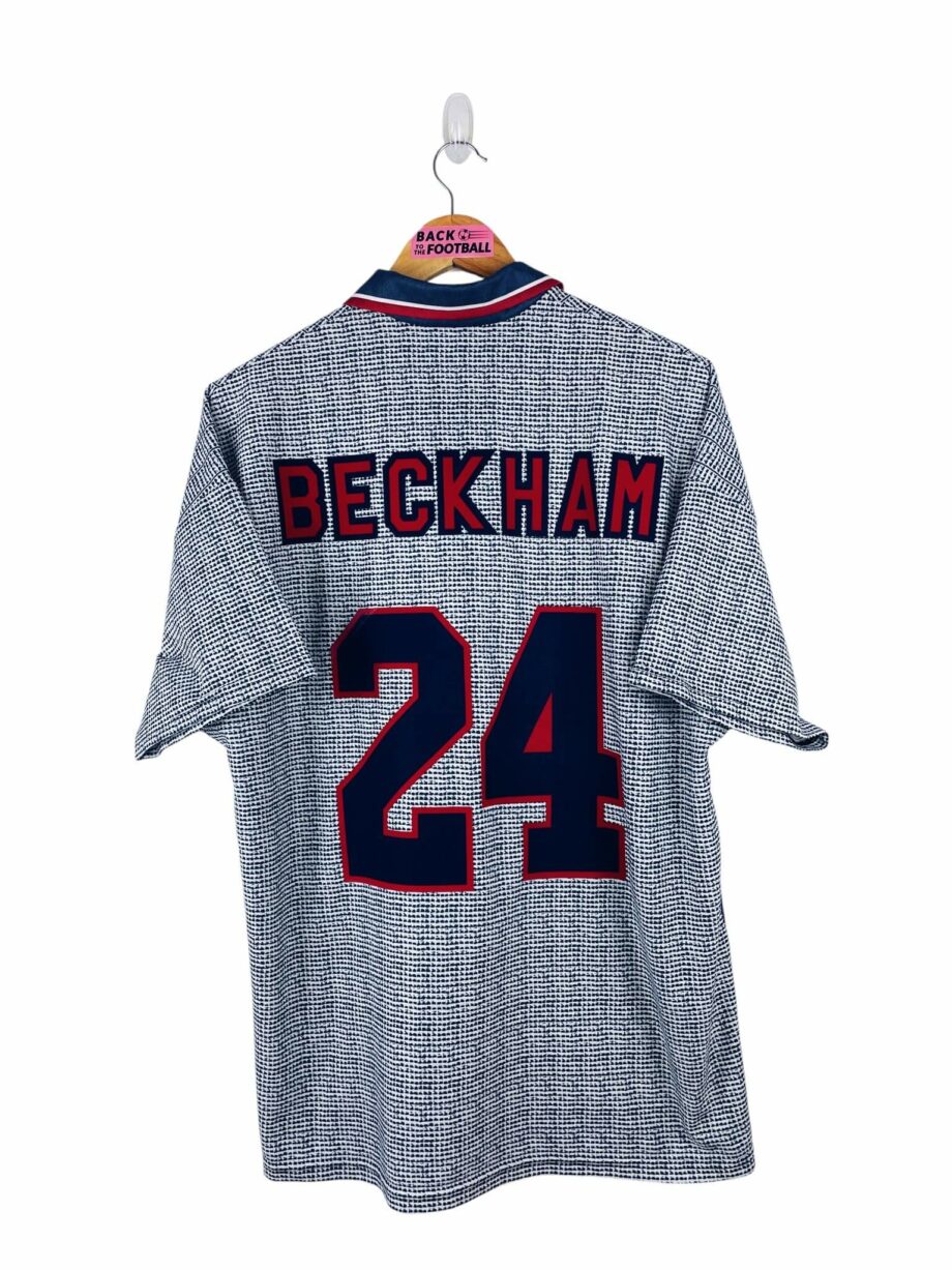 maillot vintage extérieur Manchester United 1995/1996 floqué Beckham #24
