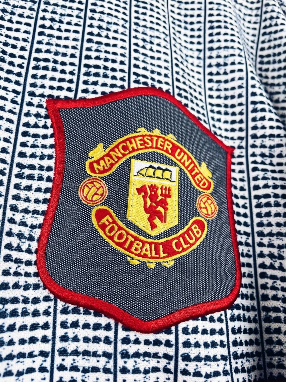 maillot vintage extérieur Manchester United 1995/1996 floqué Beckham #24