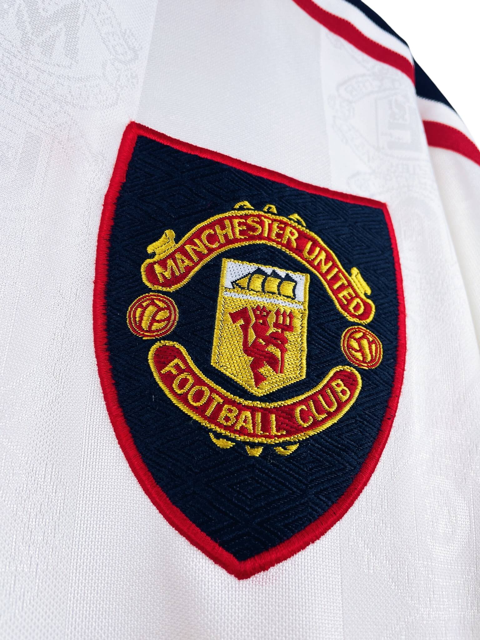 maillot vintage extérieur Manchester United 1997/1999 floqué Beckham #7