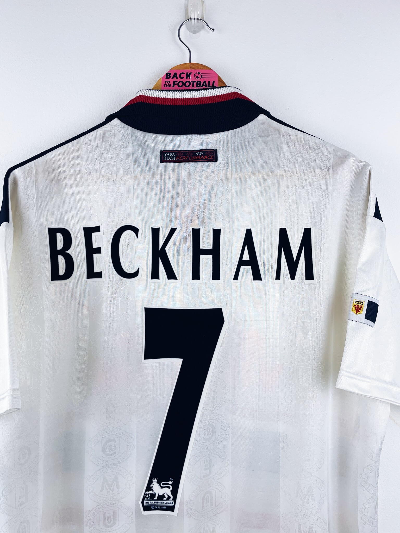 maillot vintage extérieur Manchester United 1997/1999 floqué Beckham #7