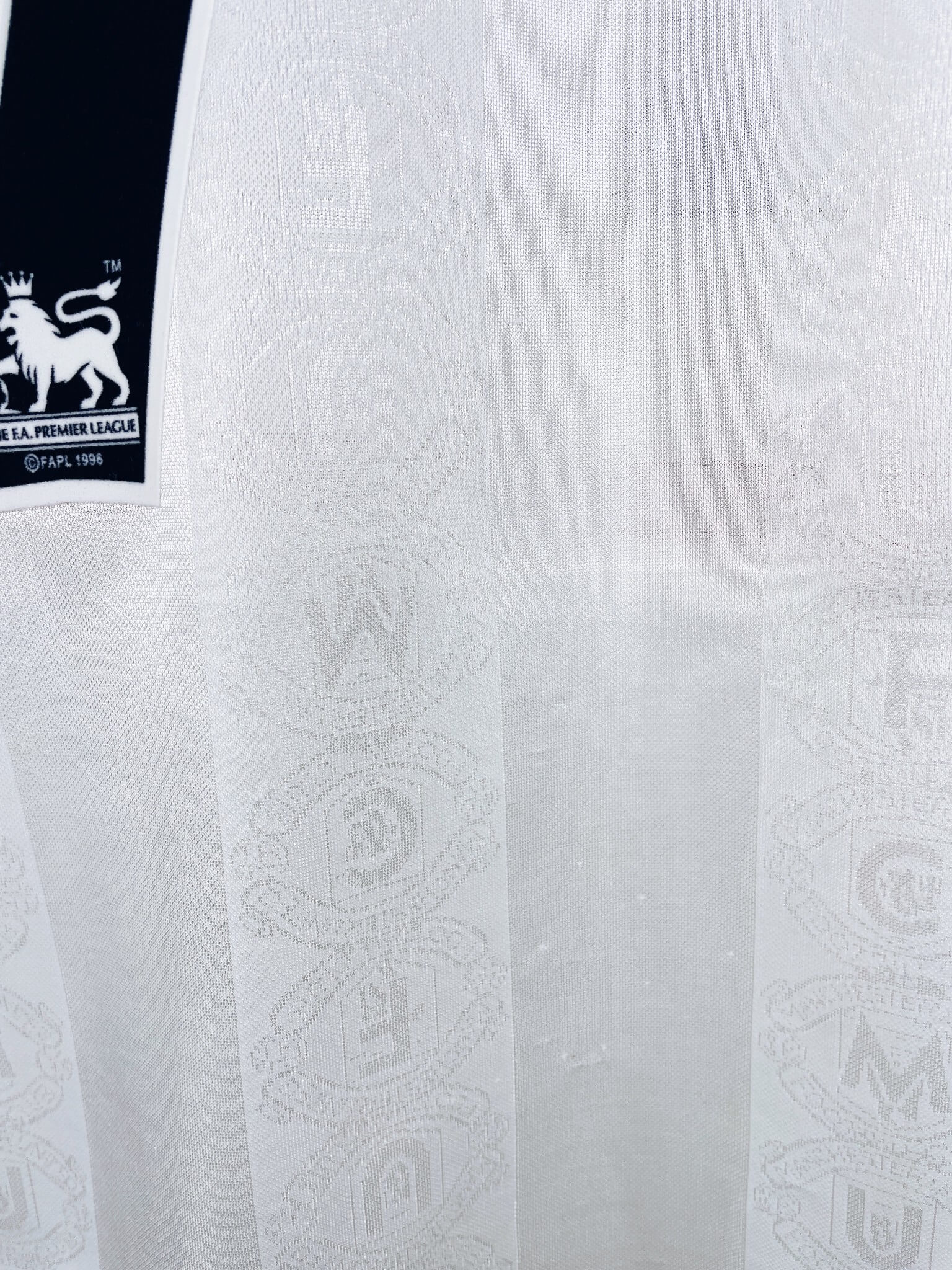 maillot vintage extérieur Manchester United 1997/1999 floqué Beckham #7