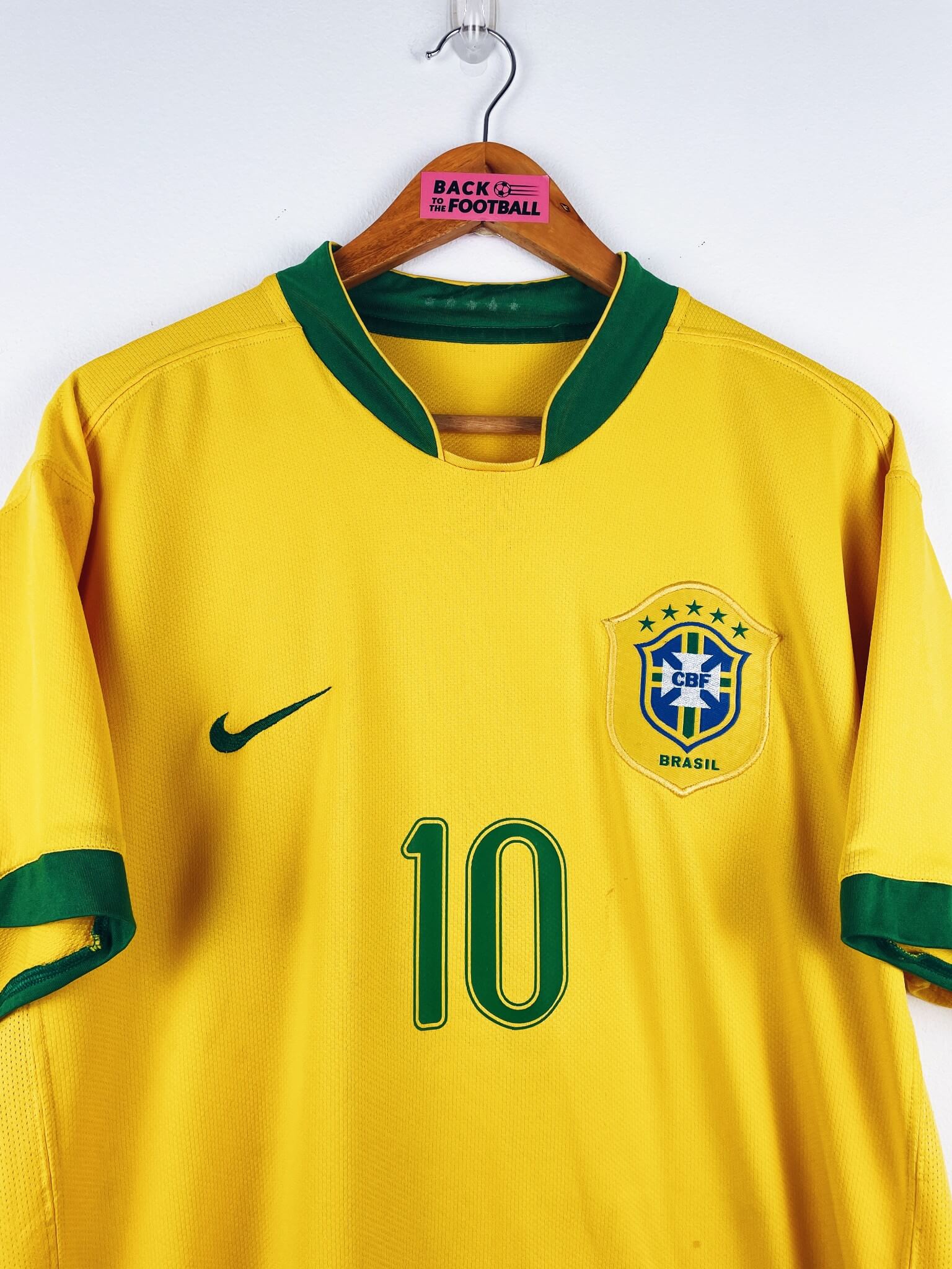 maillot vintage domicile Brésil 2006 floqué Ronaldinho #10