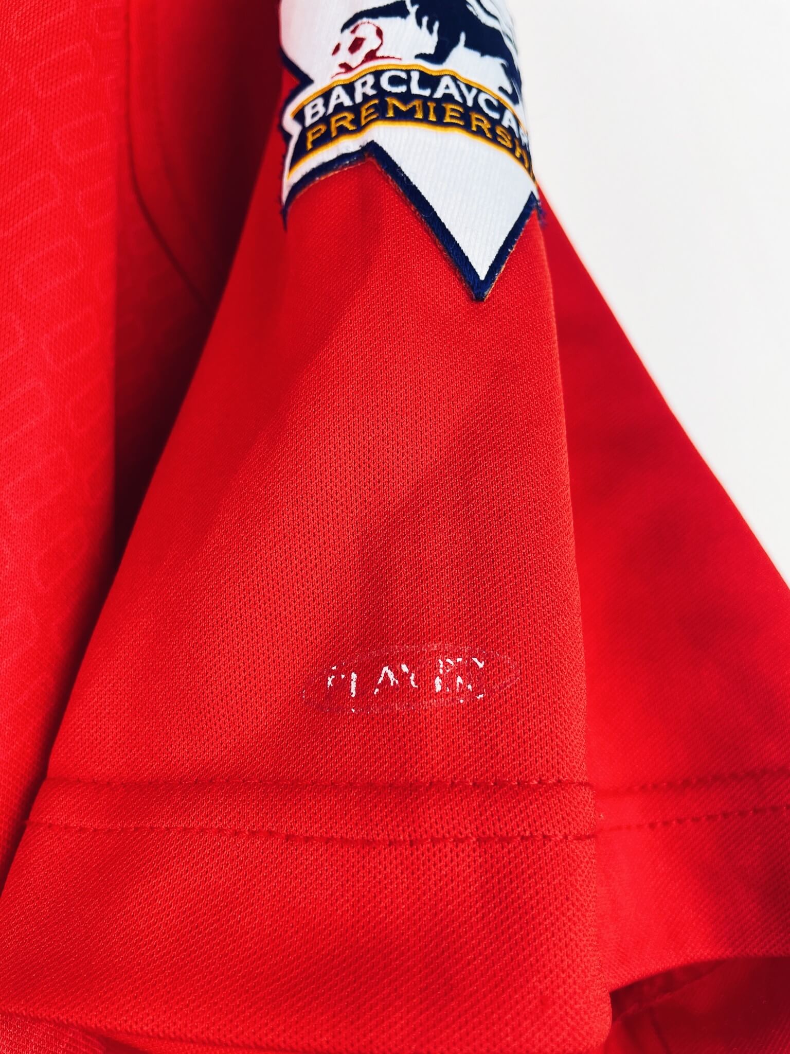 maillot vintage domicile Liverpool 2004/2005 floqué Gerrard #8