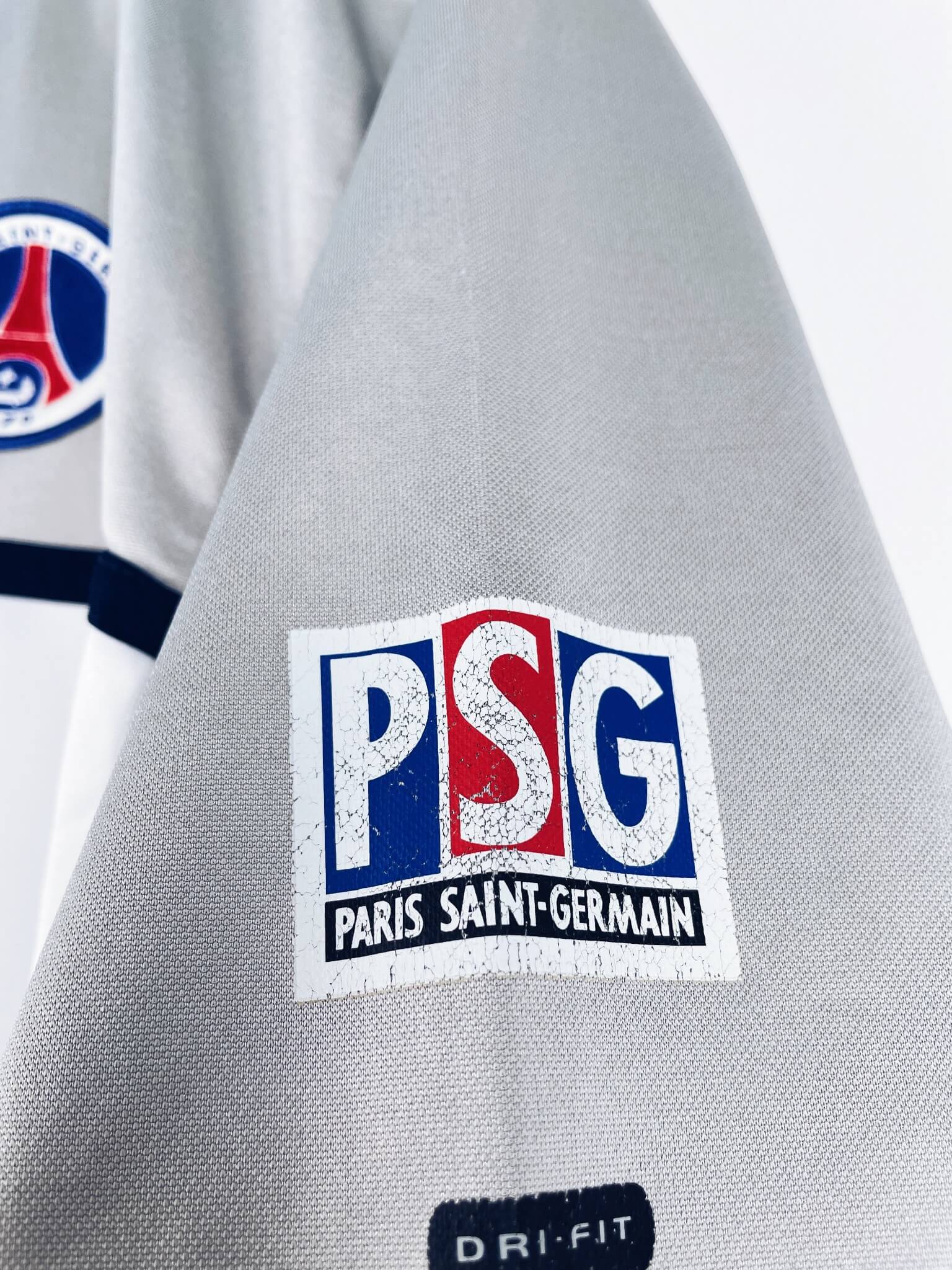 maillot vintage extérieur PSG 2000/2001