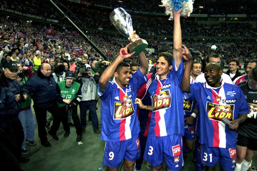 maillot vintage Coupe de la Ligue OL 2000/2001