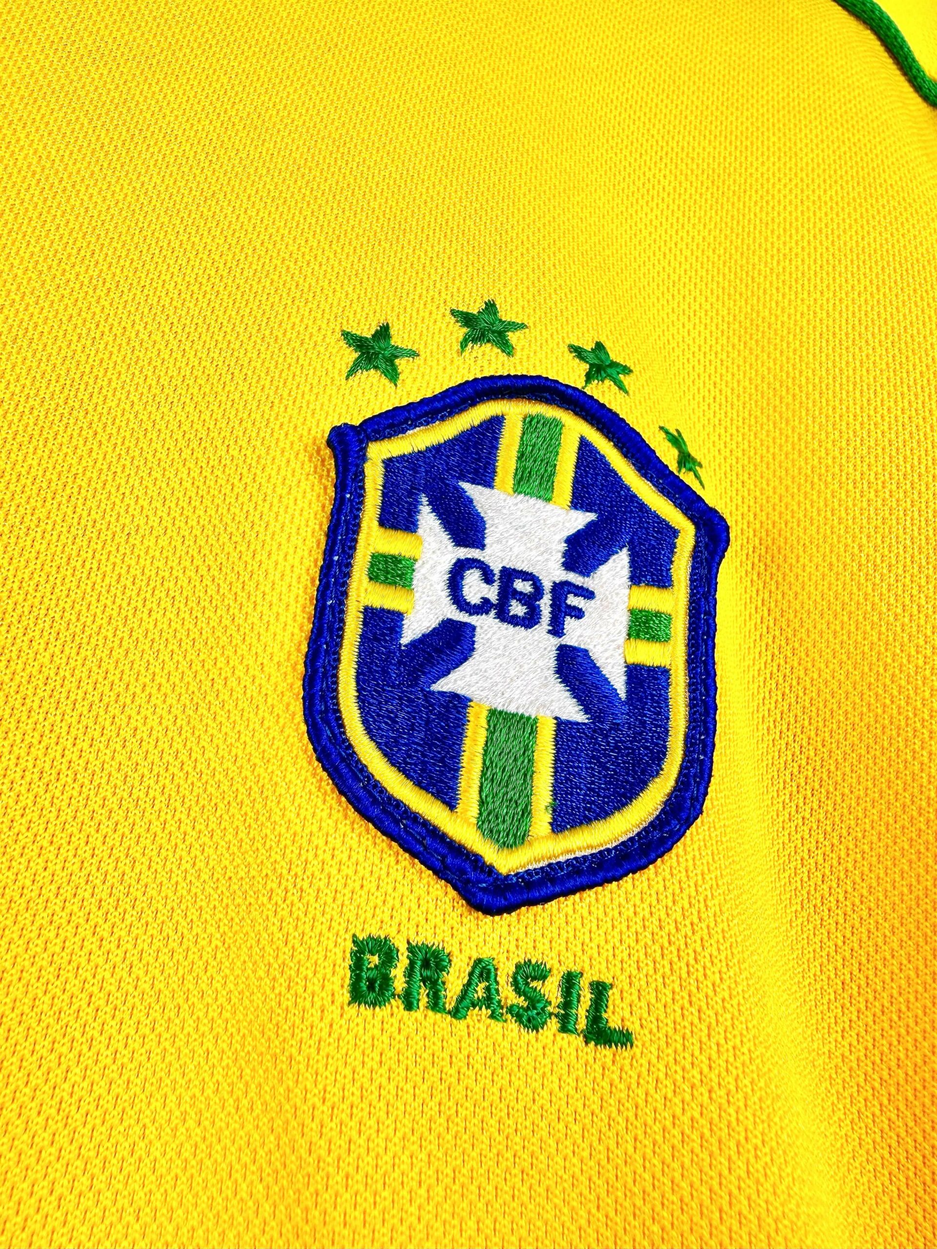 maillot vintage domicile Brésil 1998 floqué Ronaldo #9