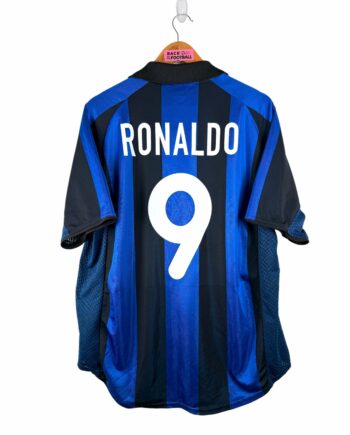 maillot vintage domicile Inter 2001/2002 floqué Ronaldo #9