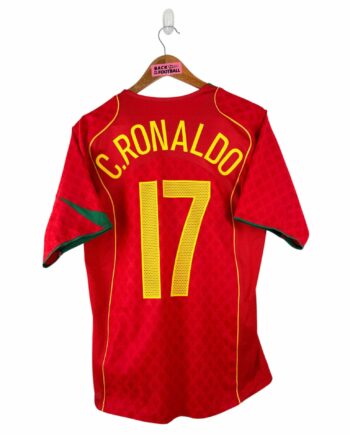 maillot vintage domicile Portugal 2004 floqué C. Ronaldo #17