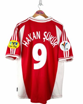 maillot vintage domicile Turquie 2000 floqué Hakan Sükür #9