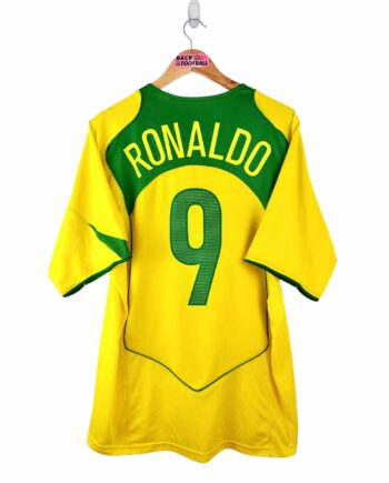 maillot vintage domicile Brésil 2004 floqué Ronaldo #9