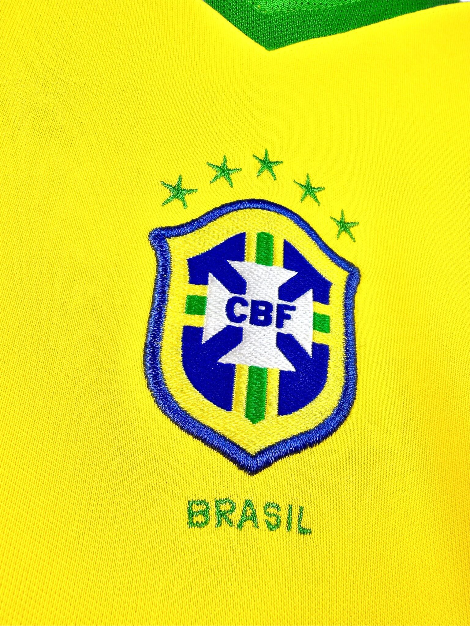 maillot vintage domicile Brésil 2004 floqué Ronaldo #9