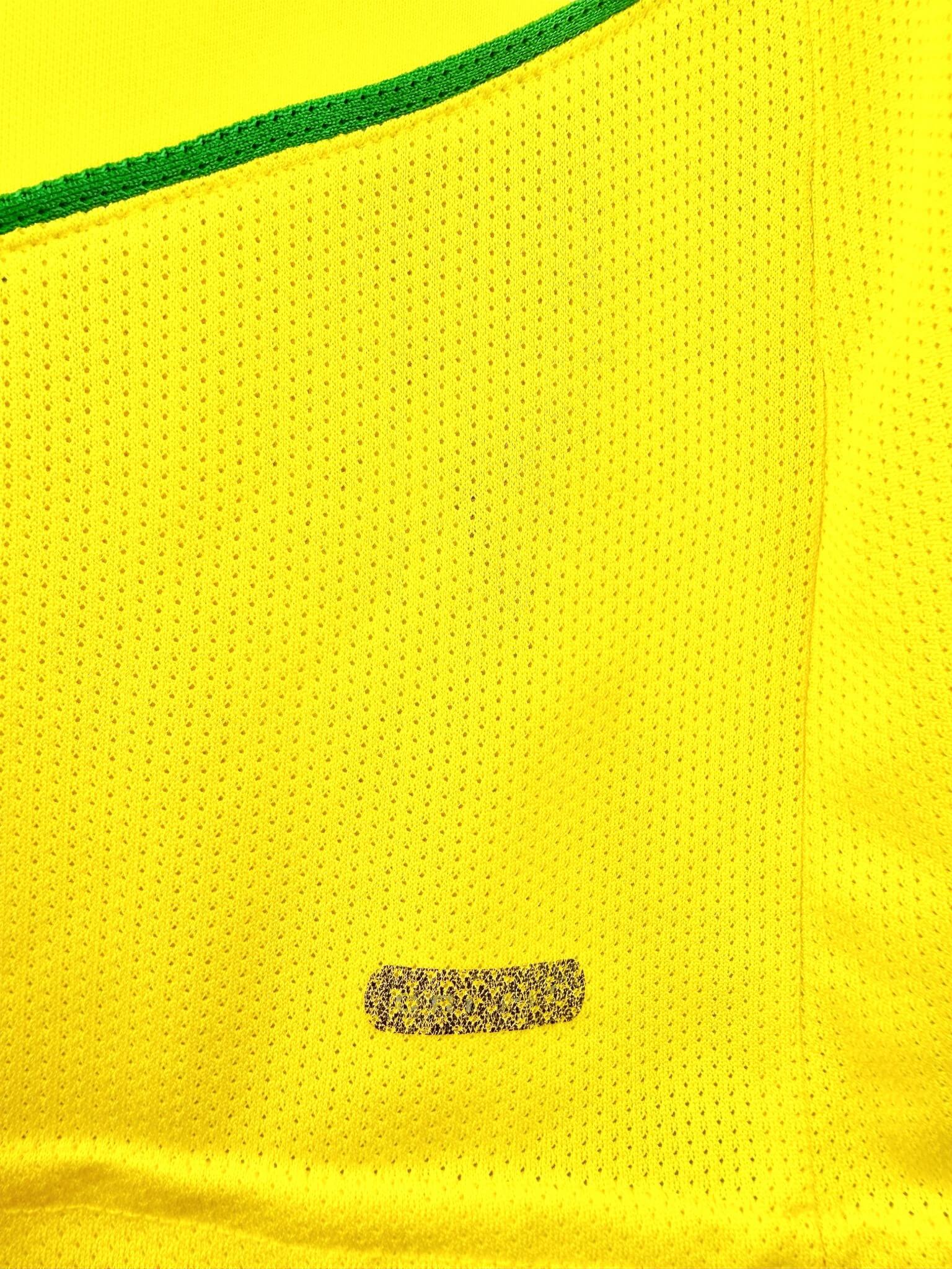 maillot vintage domicile Brésil 2004 floqué Ronaldo #9