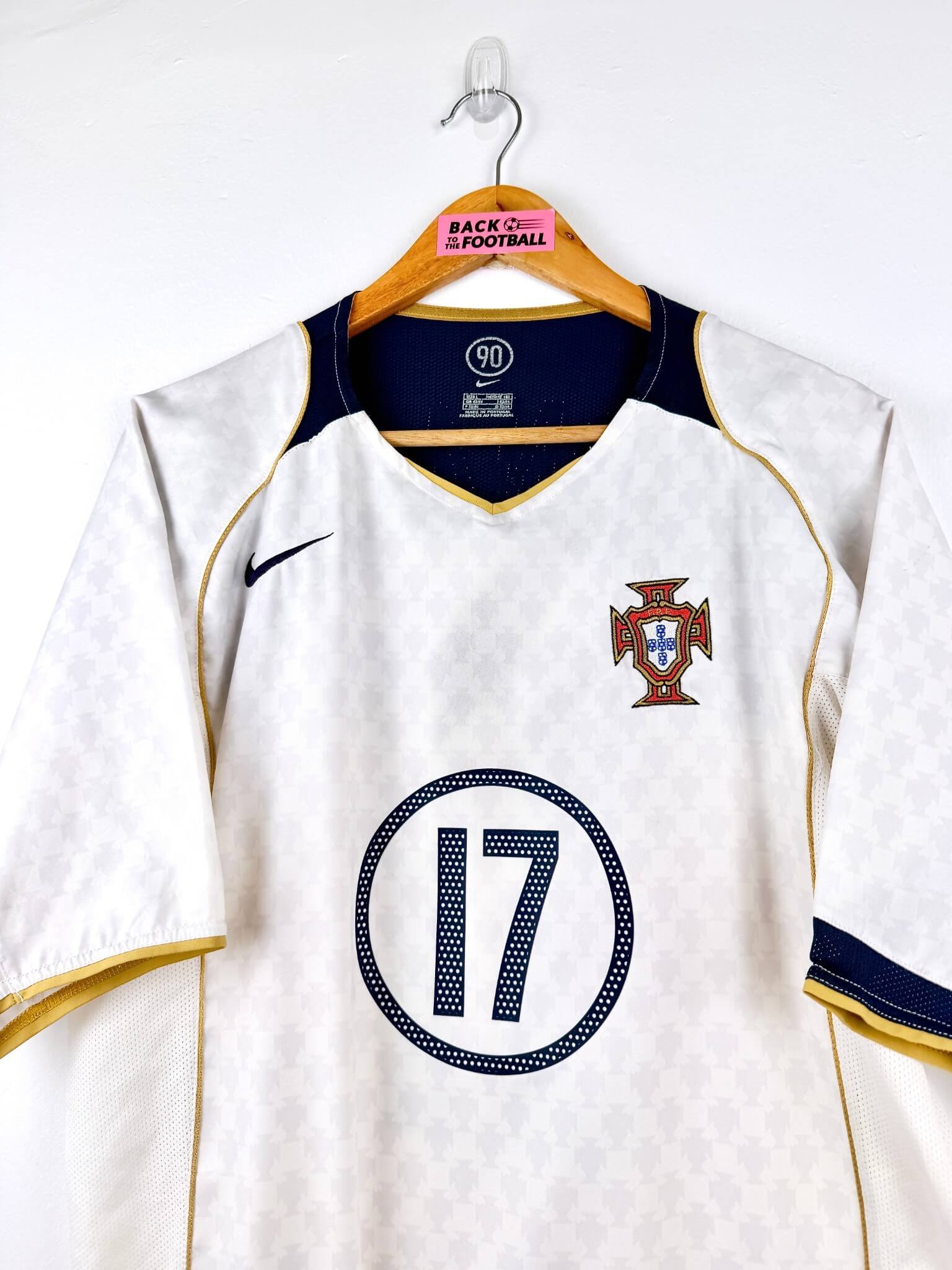 maillot vintage extérieur Portugal 2004 floqué C. Ronaldo #17