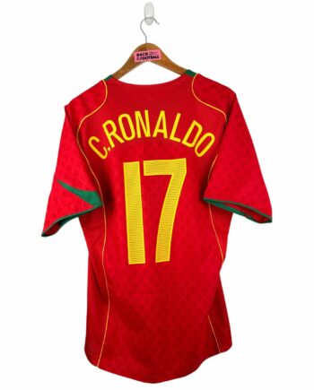 maillot vintage domicile Portugal 2004 floqué C. Ronaldo #17