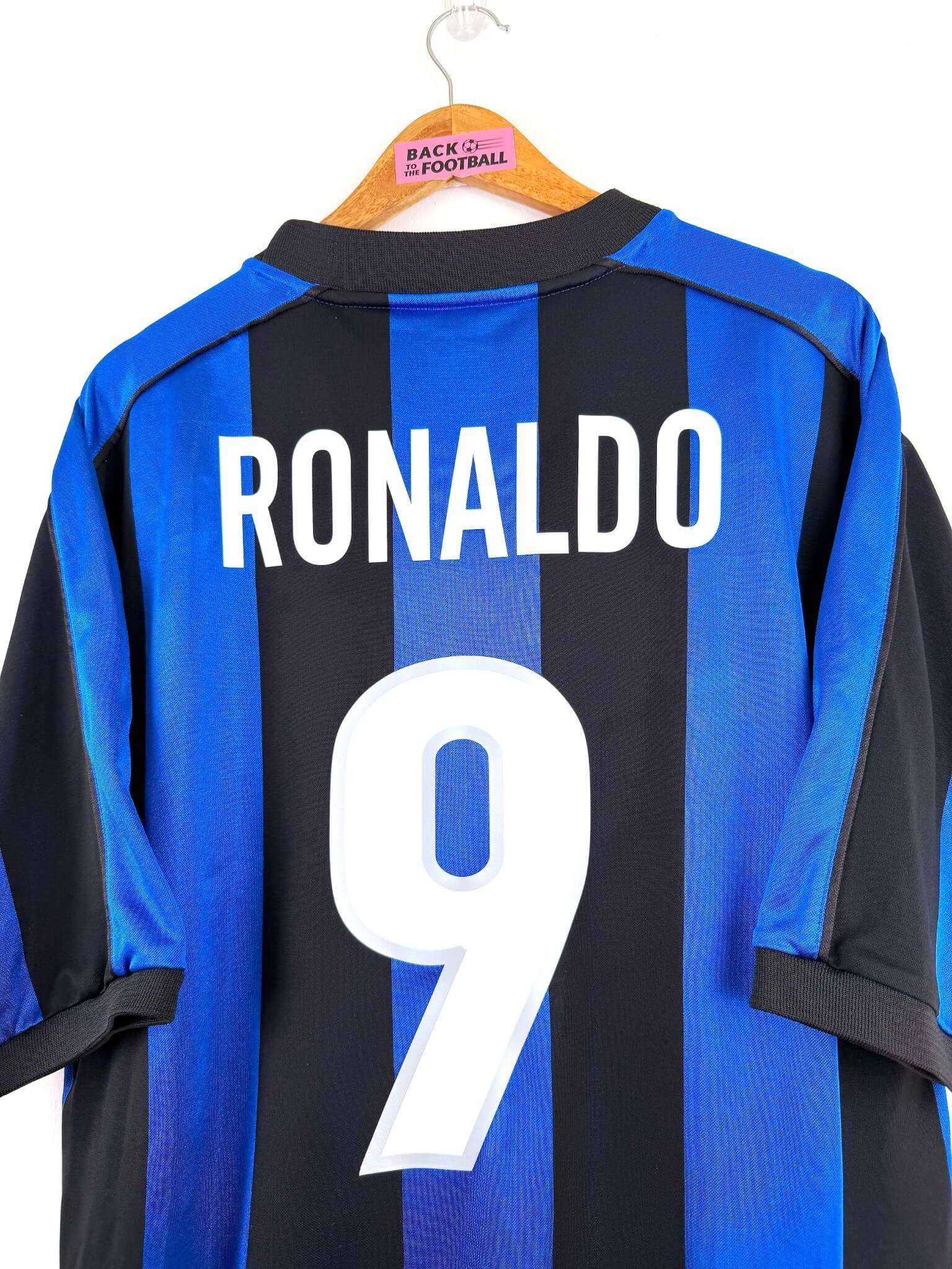 maillot vintage domicile Inter Milan 1999/2000 floqué Ronaldo #9