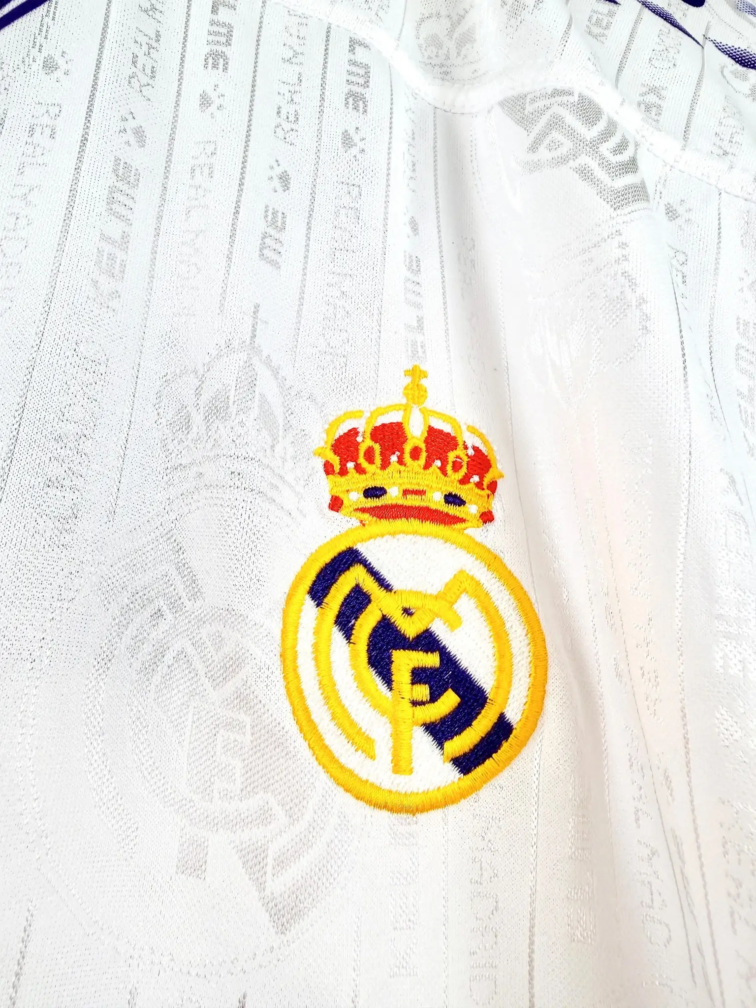maillot vintage domicile Real Madrid 1996/1997 floqué Raul #7