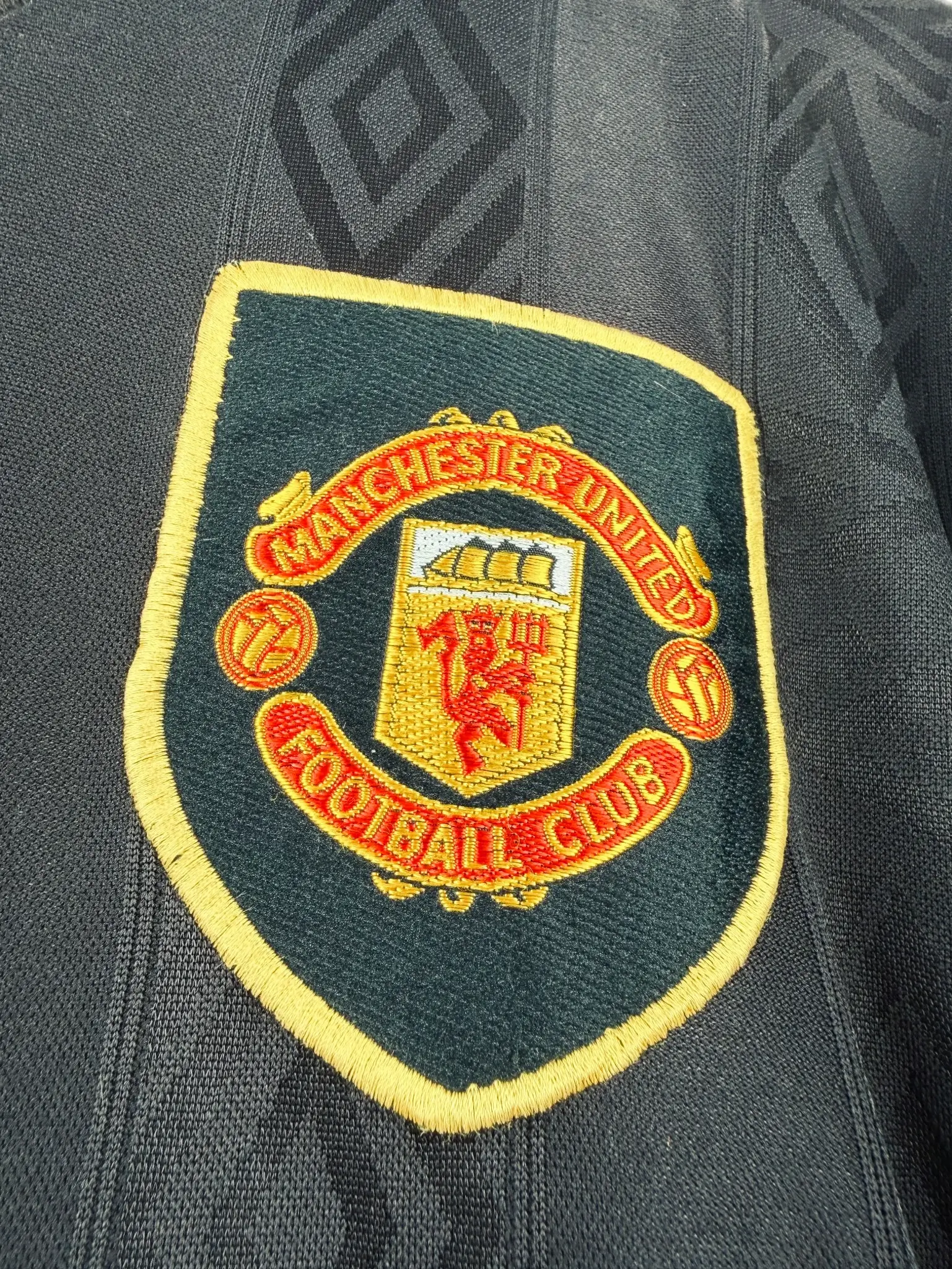 maillot vintage extérieur Manchester United 1993/1995 floqué Cantona #7