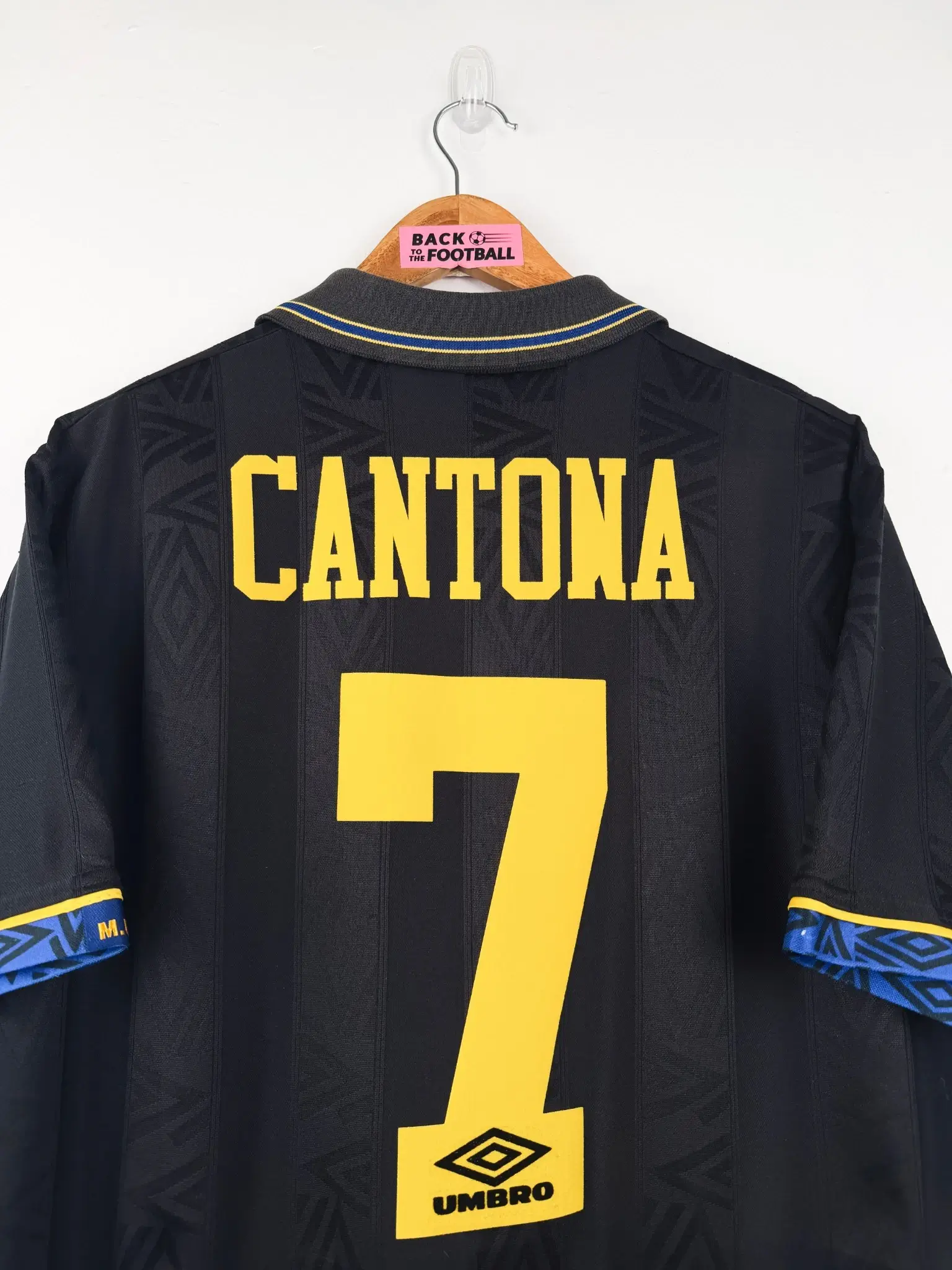maillot vintage extérieur Manchester United 1993/1995 floqué Cantona #7
