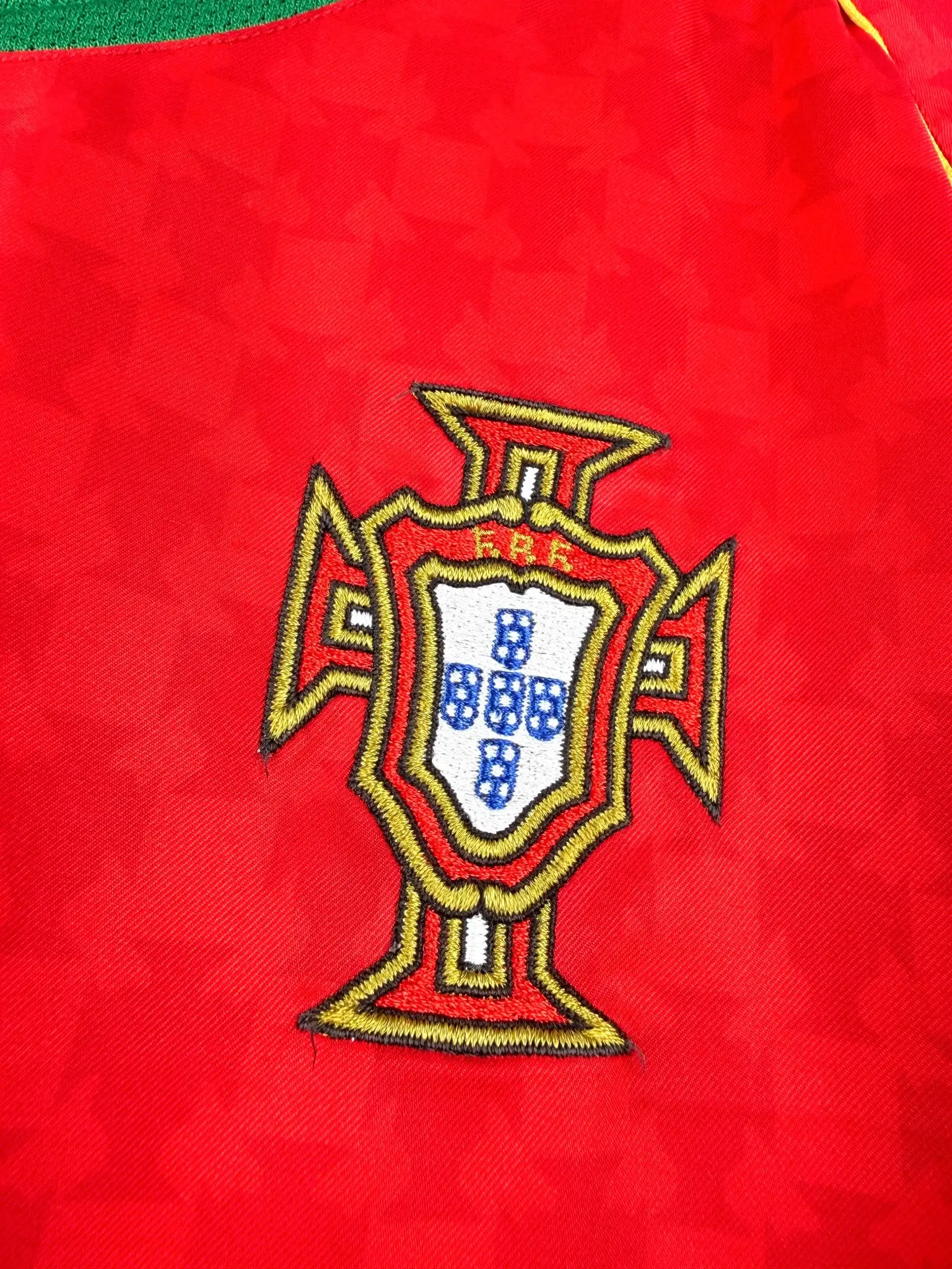 maillot vintage domicile Portugal 2004 floqué C. Ronaldo #17
